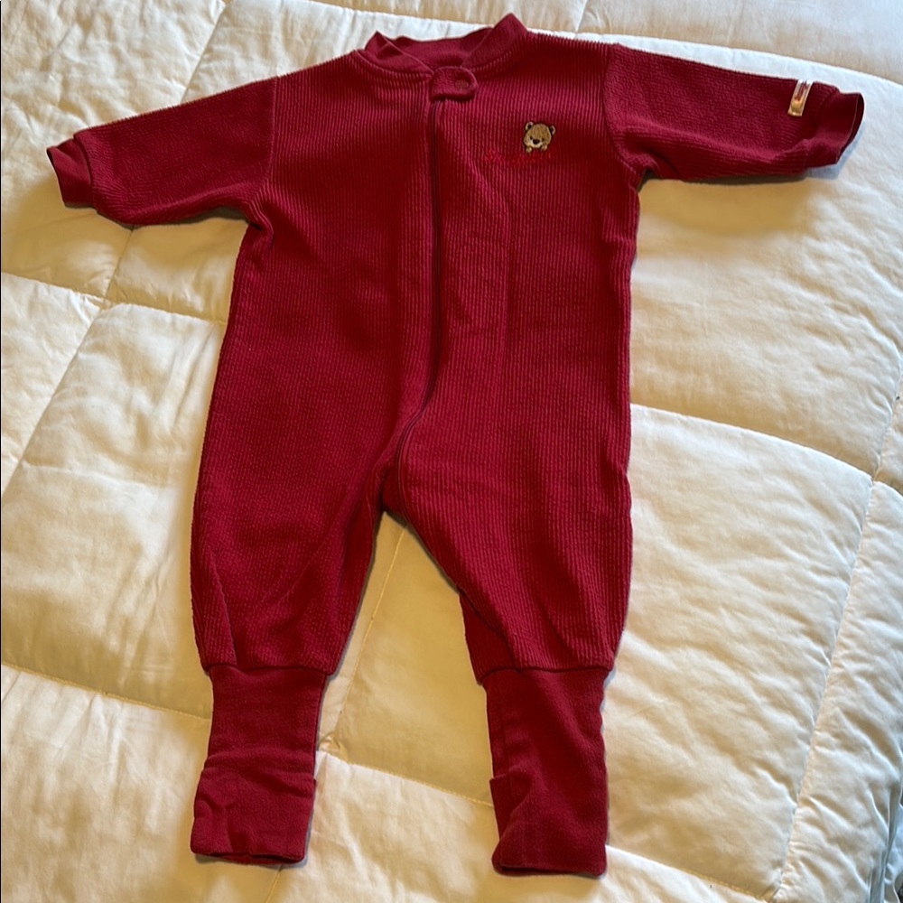 Snugabye Infant Sleeper Convert-a-foot Pajamas Red Baby Footie EUC size 6 mos